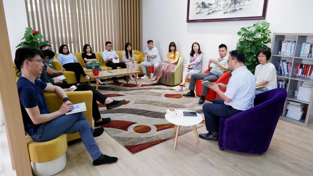 感受文字之美，共享閱讀之樂 | 寶開與燎申智城共同舉辦成長專場讀書活動