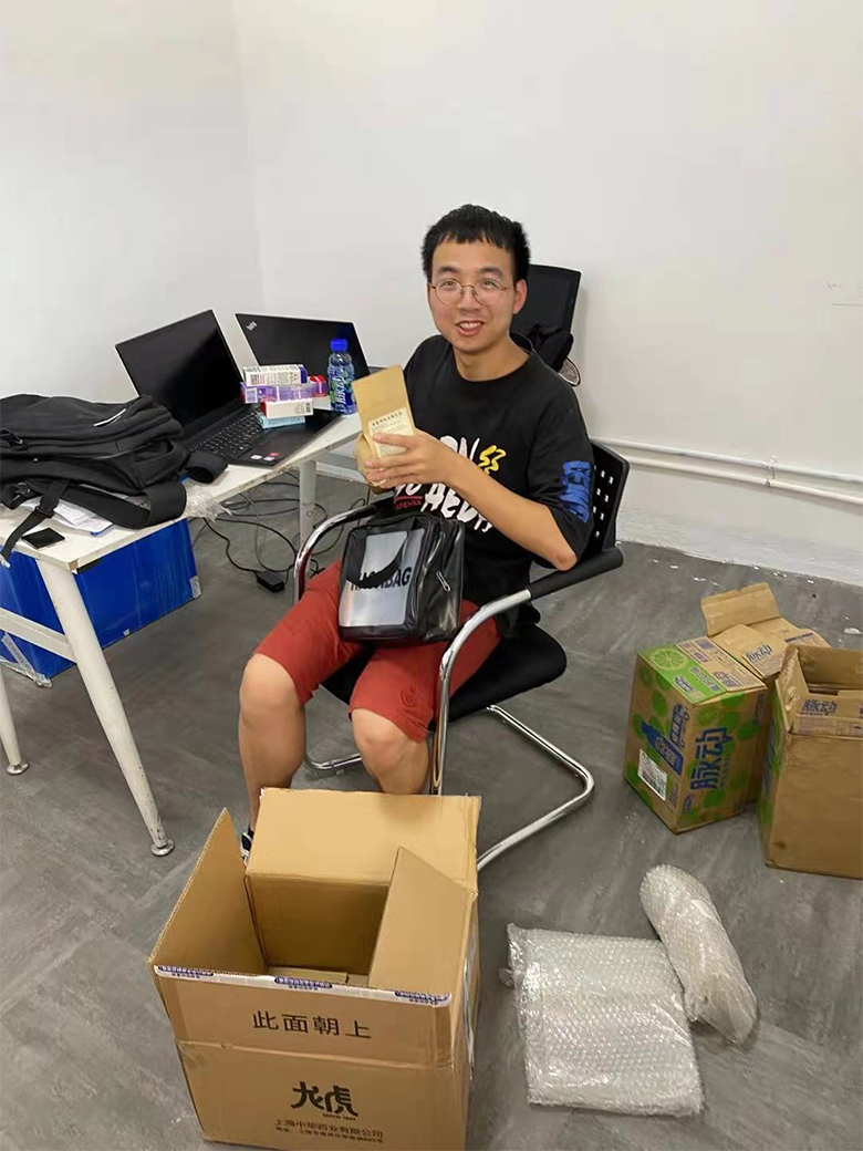 夏送清涼，情系一線｜致高溫下堅守崗位的一線員工